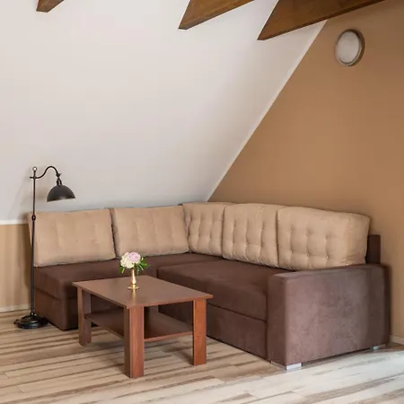 Inn Folwark Zulawski *